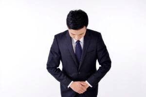 【夢占い】謝る夢の意味とは?内容や謝る相手で結果が変わる!