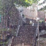 【夢占い】大雨の夢はチャンスや運気上昇の暗示!?状況別の夢占いの意味