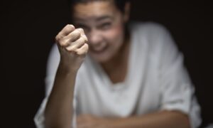 【夢占い】怒られる夢は誰に怒られ方が重要！夢占いのあなたへのメッセージ