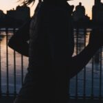 【夢占い】逃げる夢は警告夢!シチュエーション別の逃げる夢の意味